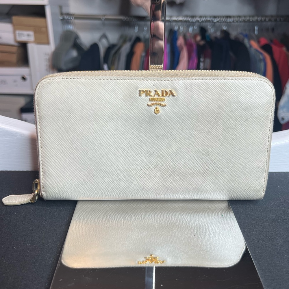 Prada zippy wallet